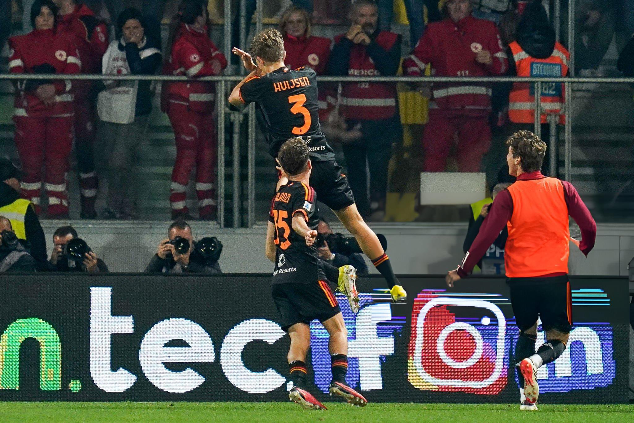 爱游戏体育网站-关于多特蒙德主场大胜尤文图斯，顺利晋级淘汰赛的信息