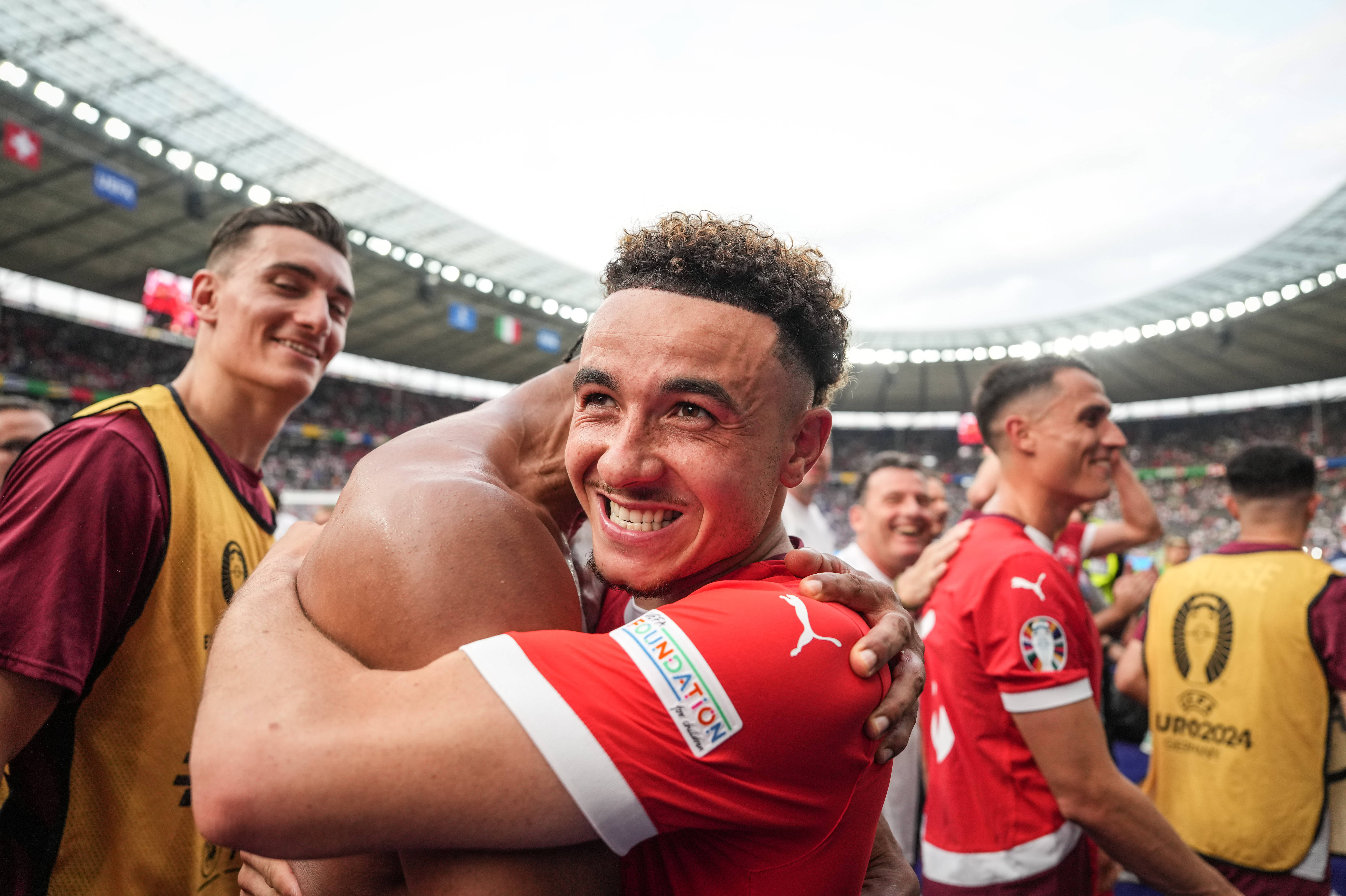 爱游戏官网-塞尔维亚队豪取胜利，成功晋级欧锦赛强的简单介绍