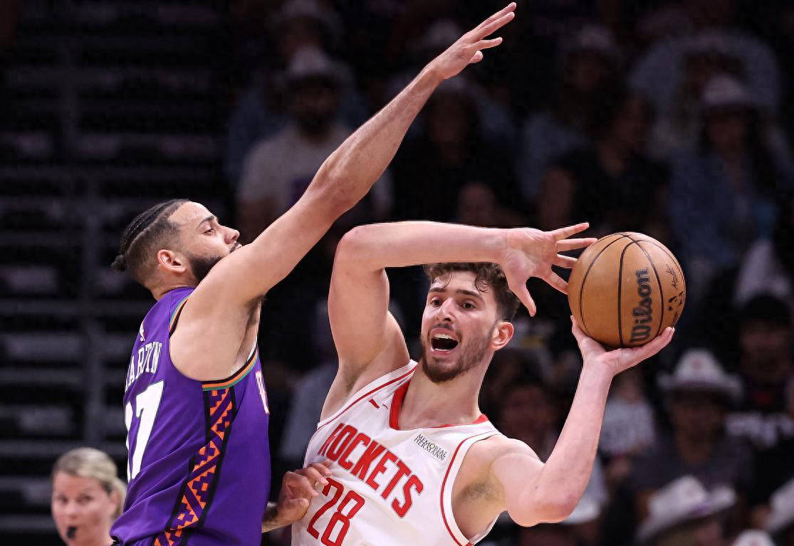 爱游戏官网-火箭队新晋球员表现出色，带领球队走向胜利的简单介绍