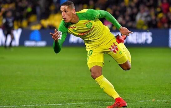 昂热横扫斯特拉斯堡，全队状态火热