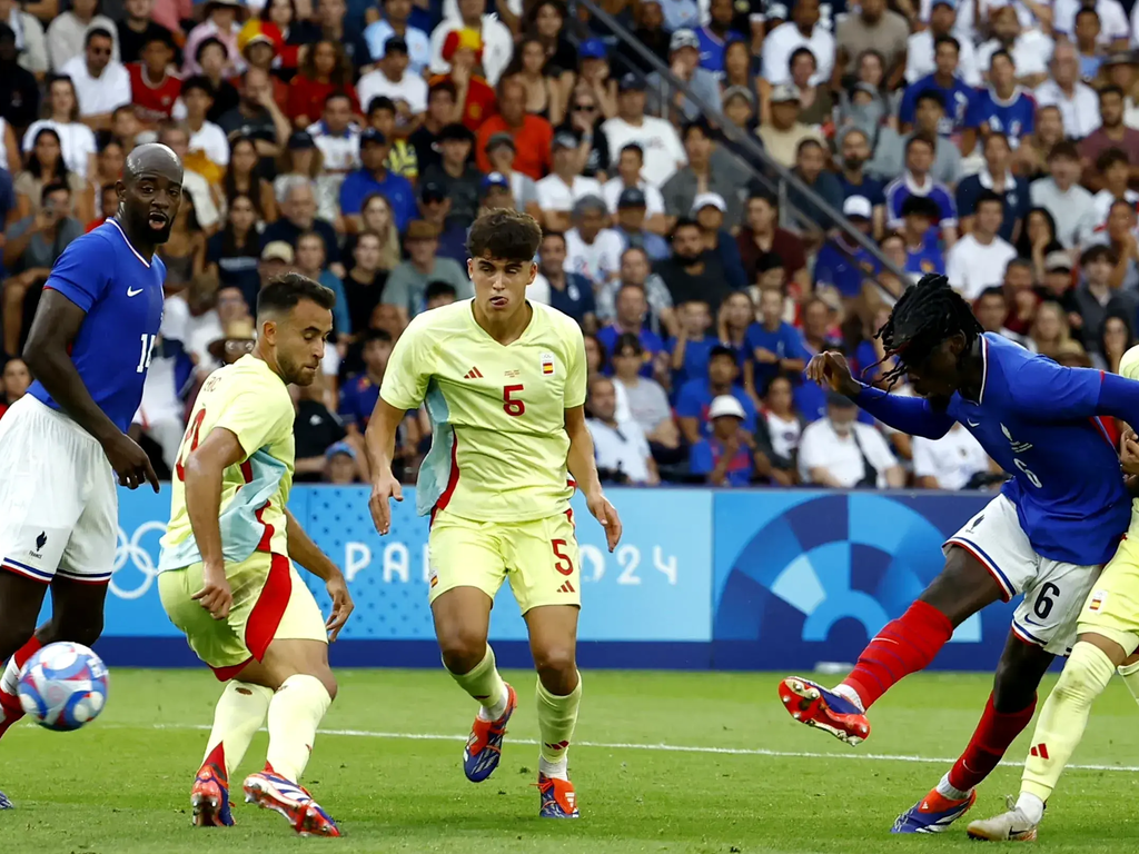 包含西班牙奇迹连连！大比分击败对手的词条