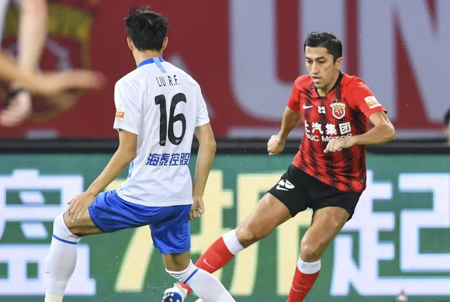 爱游戏体育网站-包含武汉卓尔主场艰难战平，保持不败纪录延续的词条