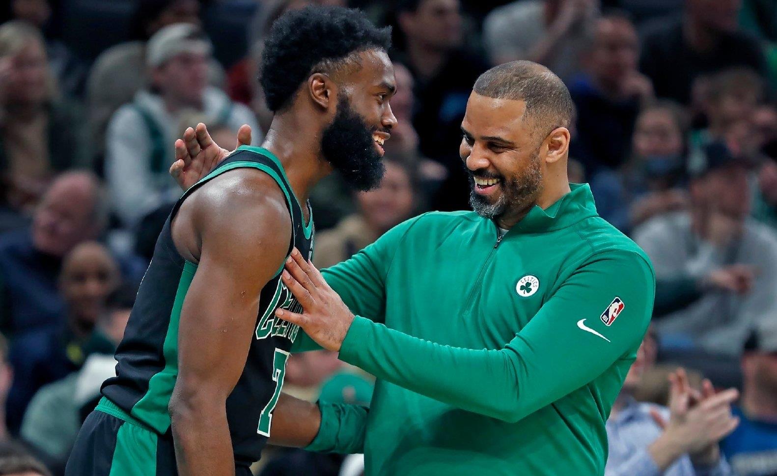 爱游戏官网-关于中国男篮教练组总结马刺交手经验：提高防守意识的信息