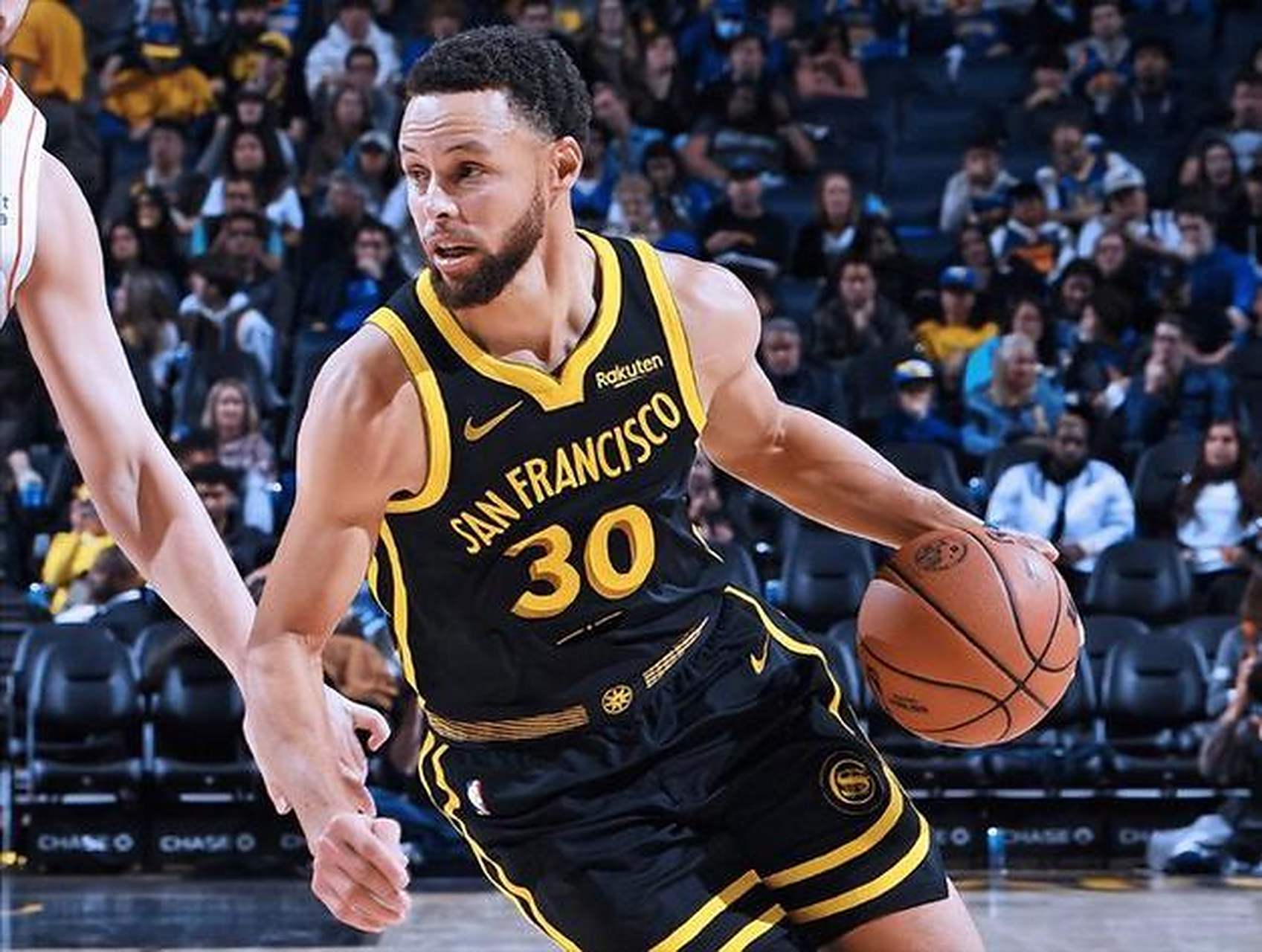 爱游戏体育平台-勇士击败尼克斯取得五连胜