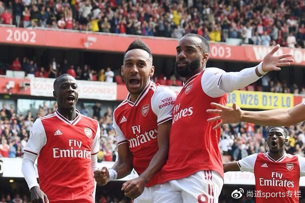 爱游戏网页版-英雄重现江湖：利物浦夺冠路上艰难重重且引人期待