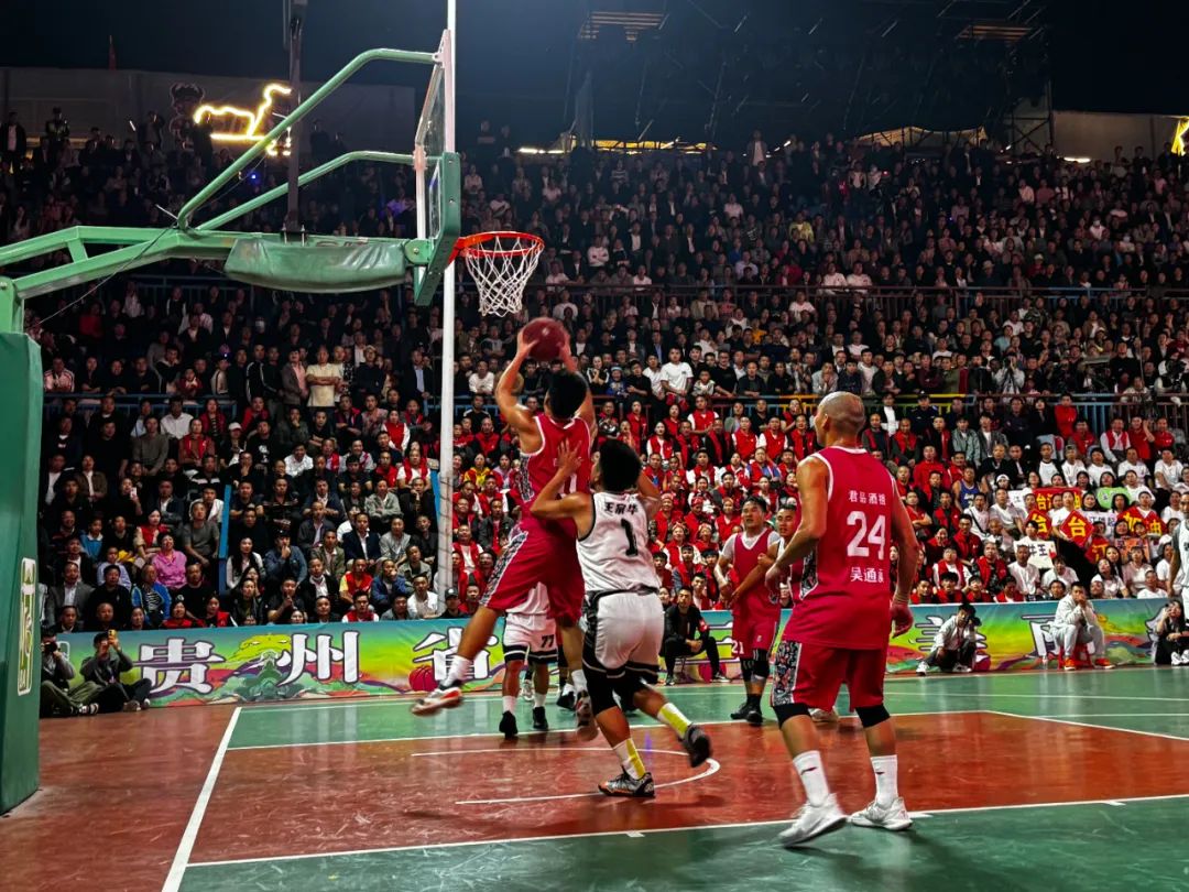 精彩瞬间:火爆比赛燃爆赛场的简单介绍 精彩瞬间:火爆比赛燃爆赛场的简单介绍