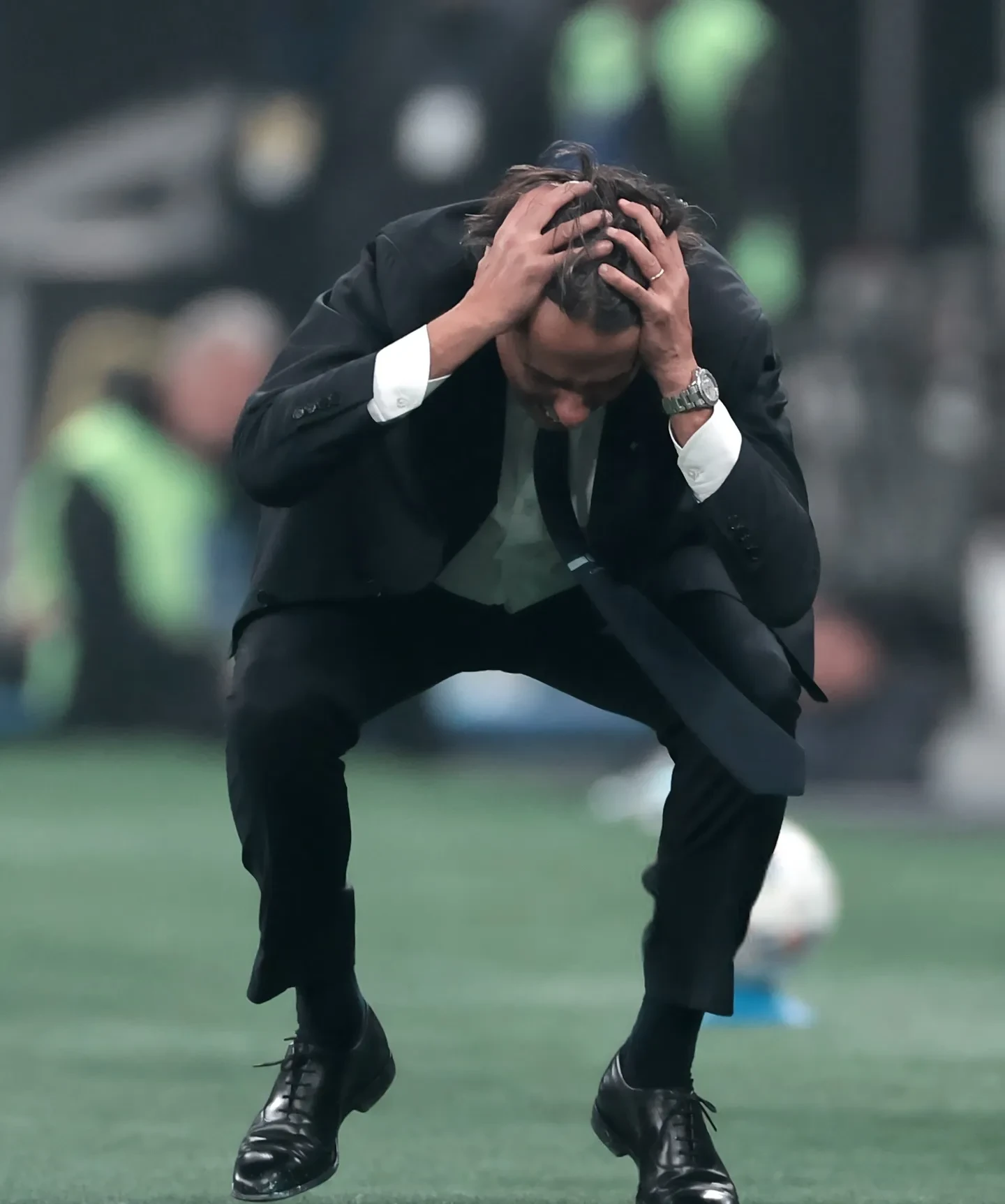 关于佛罗伦萨遭遇大败,球队陷入低迷绝望的信息 关于佛罗伦萨遭遇大败,球队陷入低迷绝望的信息