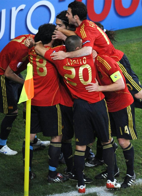 足球赛事中体现出来的团队协作精神令人感动