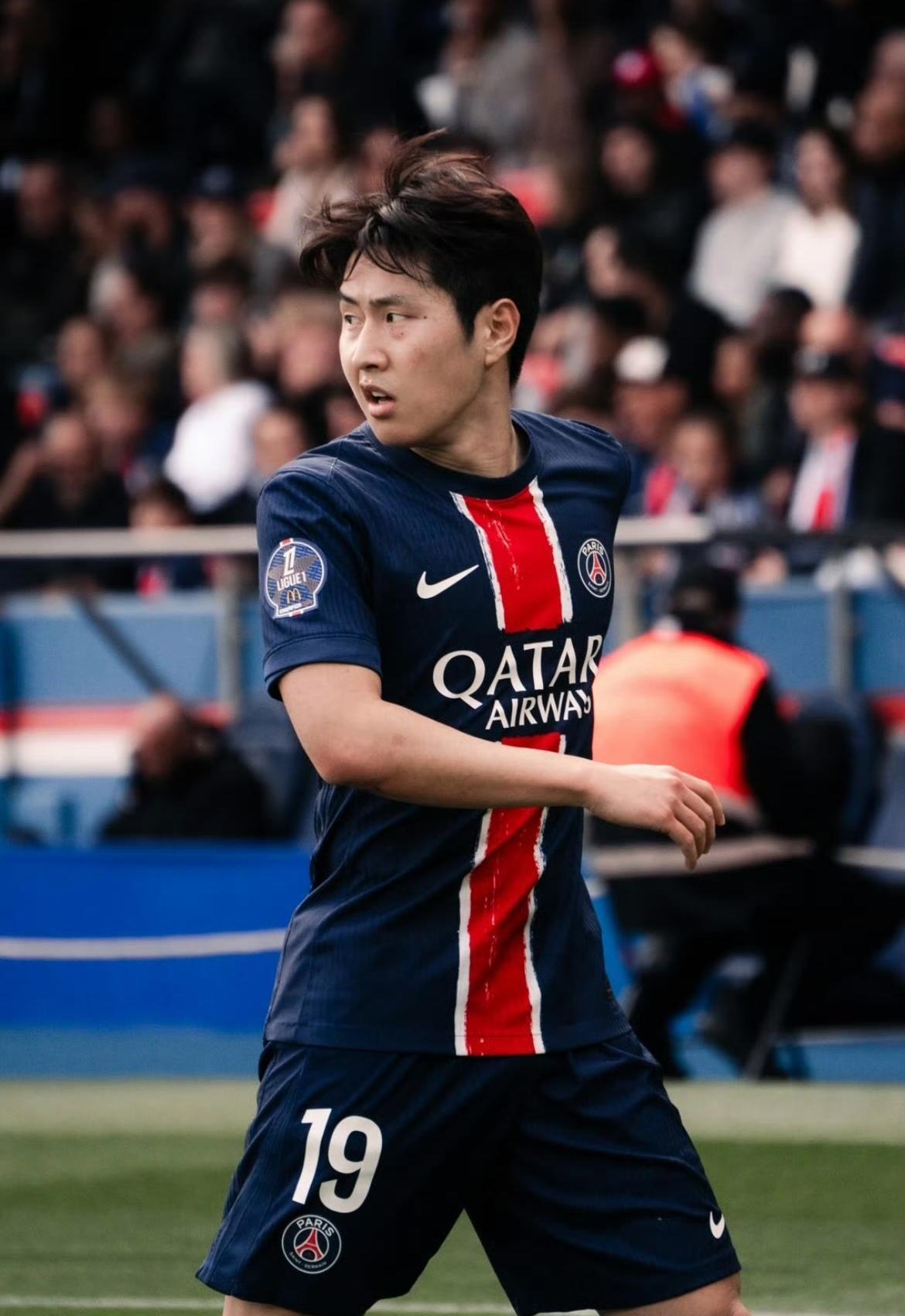 包含AC米兰前锋迎来爆发,成为球队锋线重要火力的词条 包含AC米兰前锋迎来爆发,成为球队锋线重要火力的词条